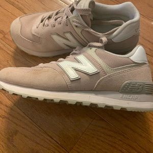 New Balance classic 574 size 6 1/2